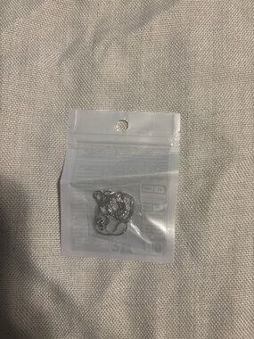 Silver Chain Necklace in Clear Resealable Bag